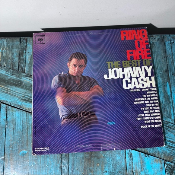 Vintage Johnny Cash Ring of Fire The Best of Johnny Cash Greatest Hits Vinyl - Picture 2 of 9